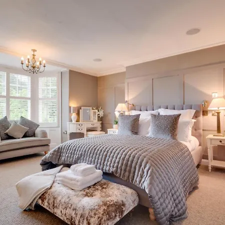 5 Bed In Oc-sa871 Holiday home Scalby (North Yorkshire)