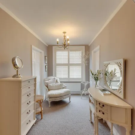5 Bed In Oc-sa871 Ferienhaus