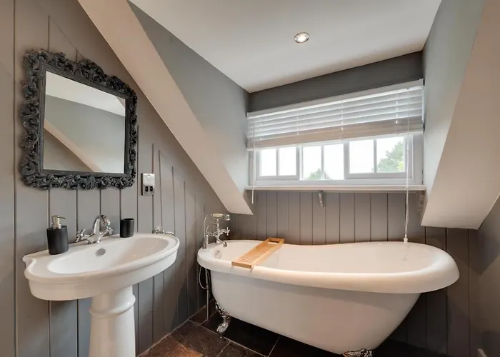 Holiday home 5 Bed In Oc-sa871 Scalby (North Yorkshire)