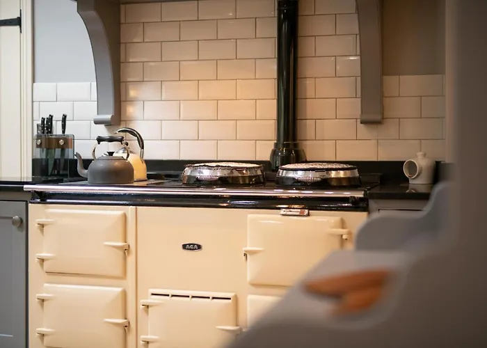 5 Bed In Oc-sa871 Holiday home *