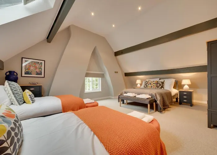 Holiday home 5 Bed In Oc-sa871 *