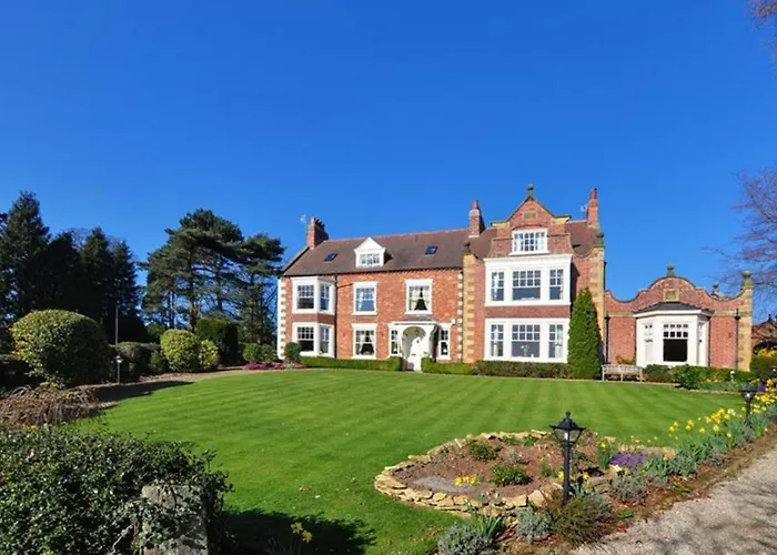 5 Bed In Oc-sa871 * Scalby (North Yorkshire)